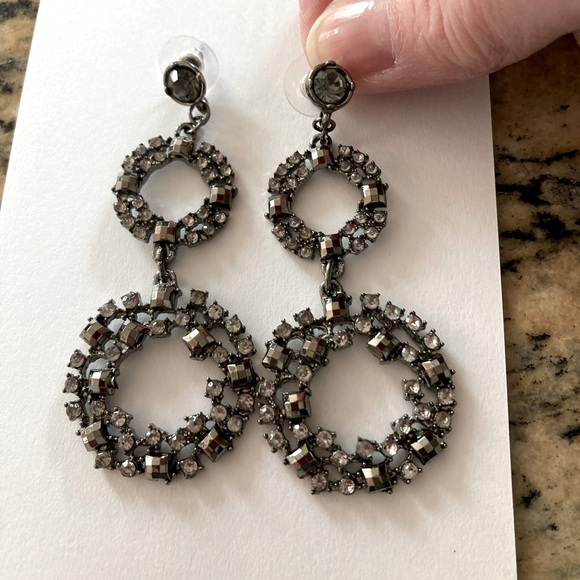 Sparkly gray gemstone post earrings - Picture 1 of 1